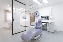 Fauteuil de soins du Dr. Peyratoux, Dentiste à Saint-Raphael