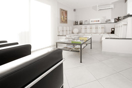 Salle d'attente du cabinet dentaire Saint-Raphael